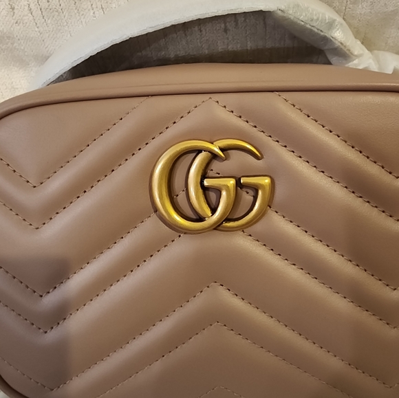 Gucci GG Marmont Crossbody Bag - Picture 5 of 11